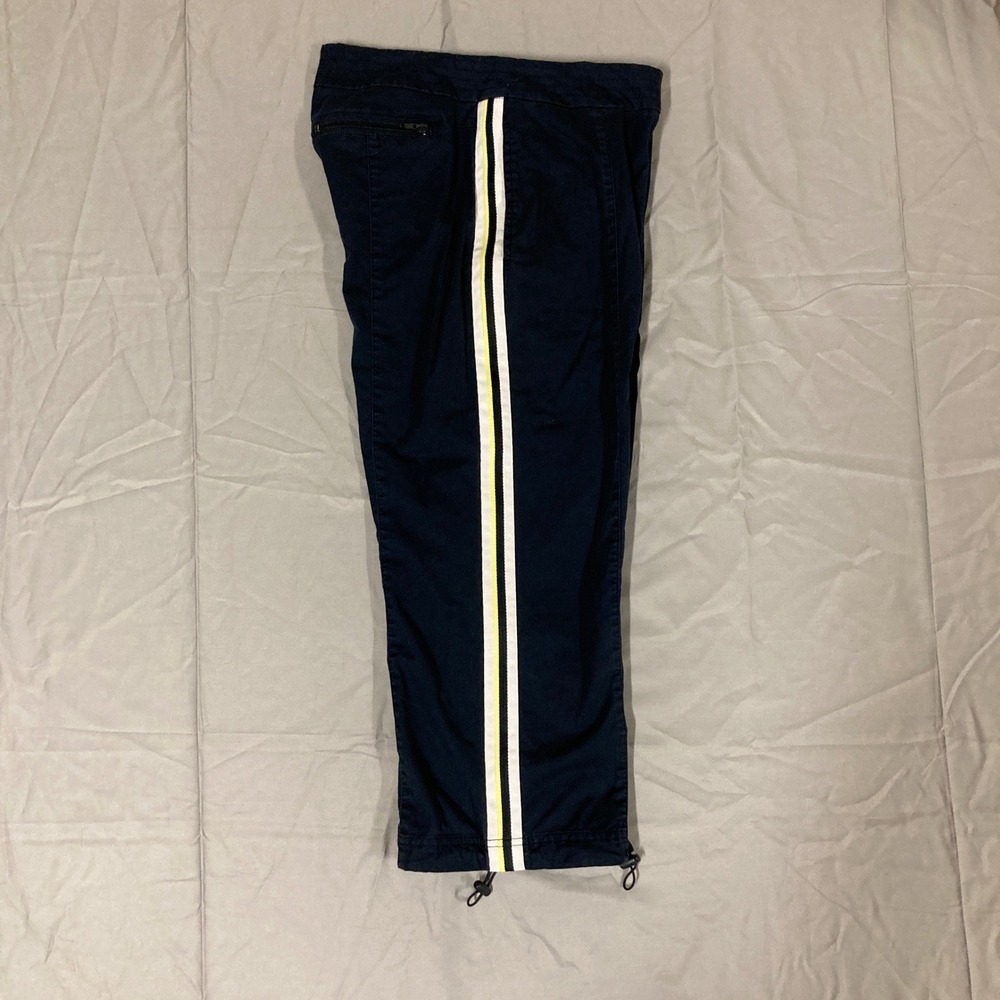 Nike Women Navy Blue Track Pants Cropped Athletic Side Stripe Drawstring Size M - Picture 8 of 8
